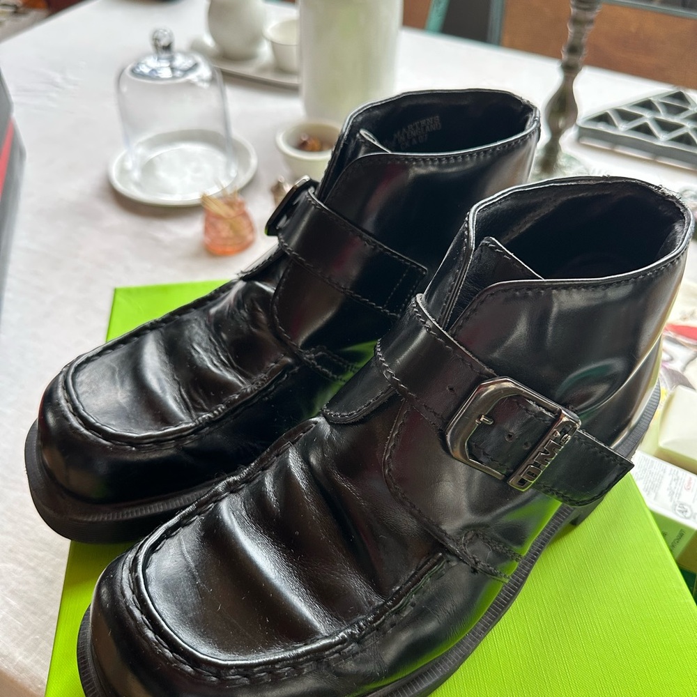 Dr. Martens Black Leather Dress US 10 - Picture 2 of 4